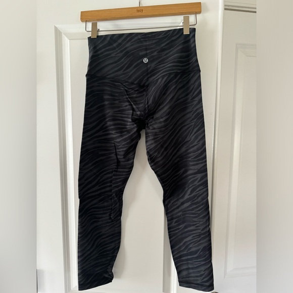 Lululemon align leggings - Picture 2 of 4